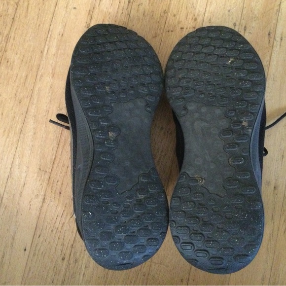 Nike Black sneakers men’s 11 - Picture 6 of 7